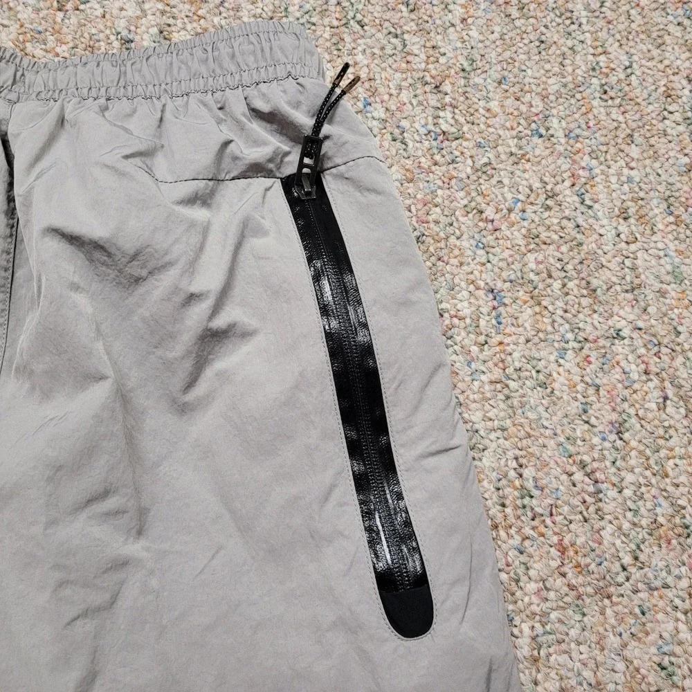 Nike Sportswear Tech Essentials Pants Mens Small Woven Lined Commuter DQ4343-010